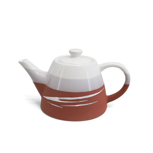 Crafted from high-quality stoneware clay, the Paul Maloney Pottery Terracotta Tea Pot is carefully handmade with traditional pottery techniques for a unique finish. Enjoy your favourite brew in style with this stylish, Terracotta-coloured tea pot.