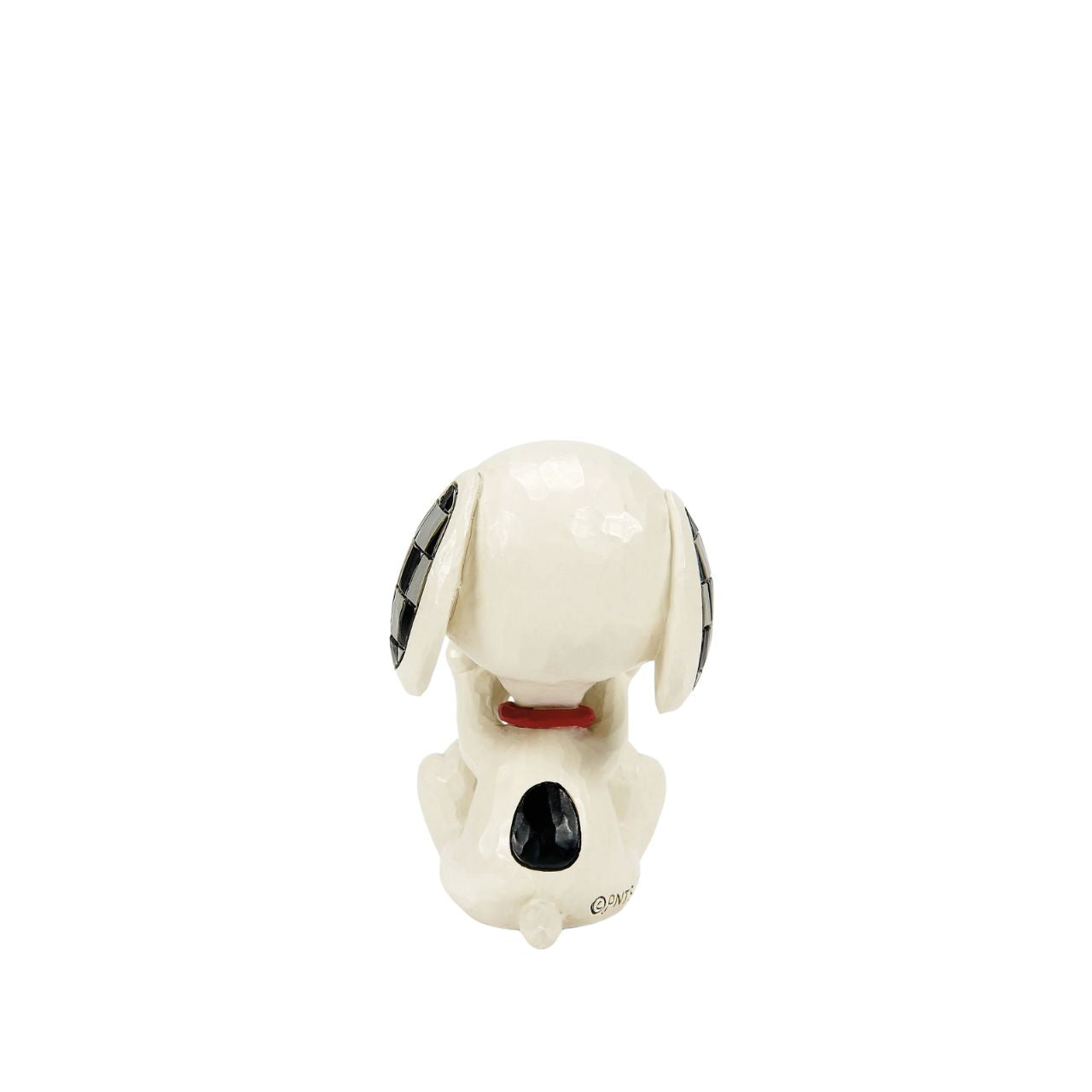 The ever so cheeky Snoopy is having the best time, laughing loudly at a joke. Mini figurine from the Peanuts collection by Jim Shore. Comes in fully branded packaging.