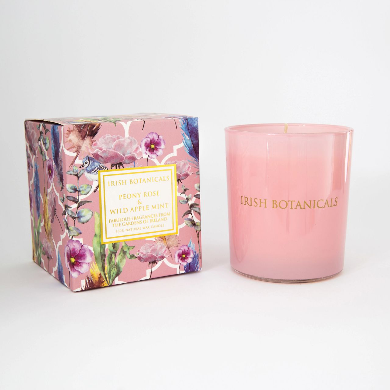 What is more fabulous than a fresh Peony rose.... a fresh peony rose mixed with fresh apple-mint... one word.. gorgeous!! Packaged beautifully in our Irish Botanicals signature box. Burn time 40 hours 100% Natural Wax with a cotton wick