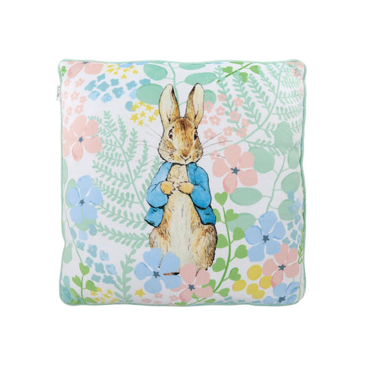 The English Garden collection combines high-quality practical products with Beatrix Potter's timeless characters. Designed in the UK, the range takes inspiration from the original Beatrix Potter illustrations to create beautifully stylish home décor and accessories.