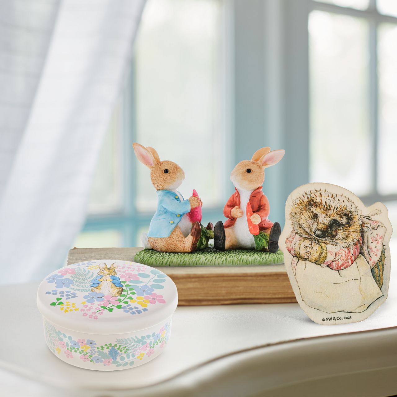 The English Garden collection combines high-quality practical products with Beatrix Potter's timeless characters. Designed in the UK, the range takes inspiration from the original Beatrix Potter illustrations to create beautifully stylish home décor and accessories.