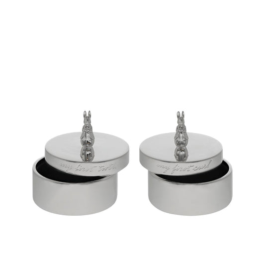 Celebrate a new bundle of joy with the Beatrix Potter New Baby collection. The silver-plated First Tooth and Curl boxes make a fantastic gift to store treasured keepsakes of a new arrival. With a sculpted Peter Rabbit on each lid and etched text around each box, they will become a treasured possession for new parents.