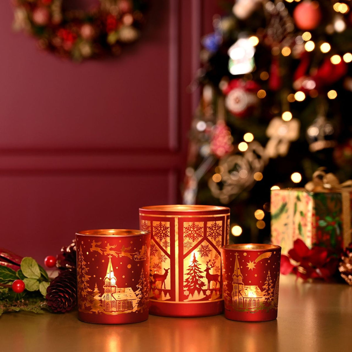 The Christmas Gift Co. presents our 'Regal Tidings' range. This luxurious collection celebrates Christmas grandeur with velvets, ornate detailing, and cherished memories of Father Christmas.