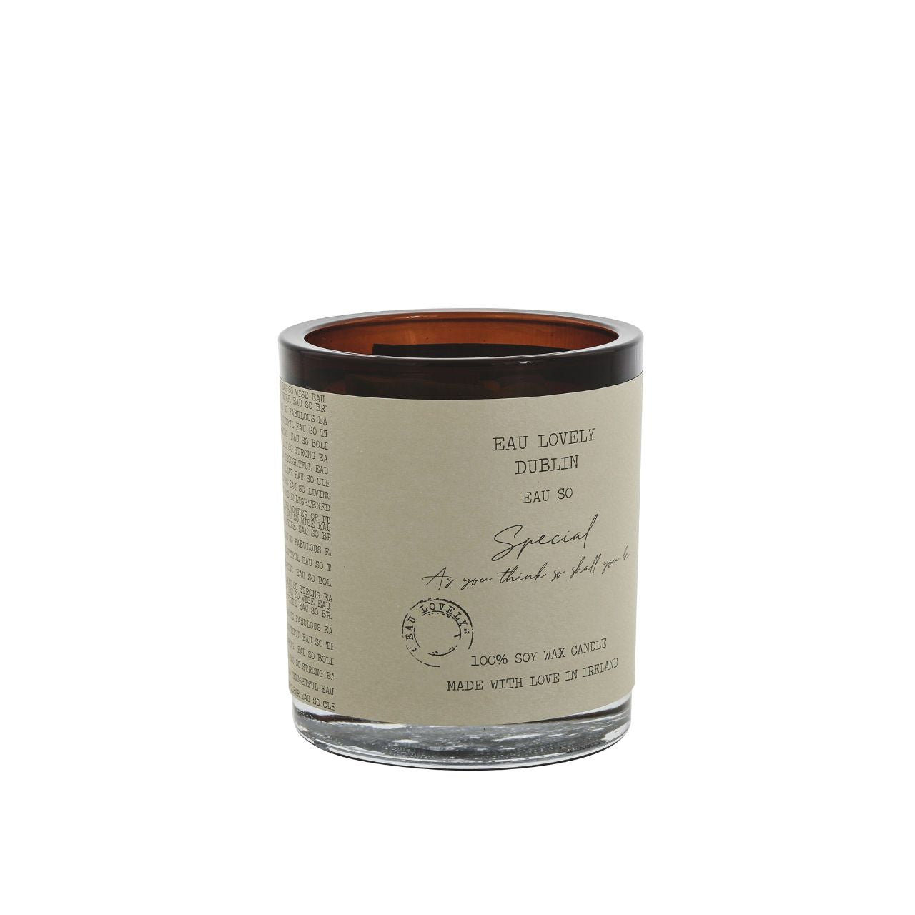 Eau So Lovely Relaxed Candle with Adventurine Gemstone Handmade in Ireland, this calming candle combines the soothing energy of Adventurine gemstone with thoughtful craftsmanship.