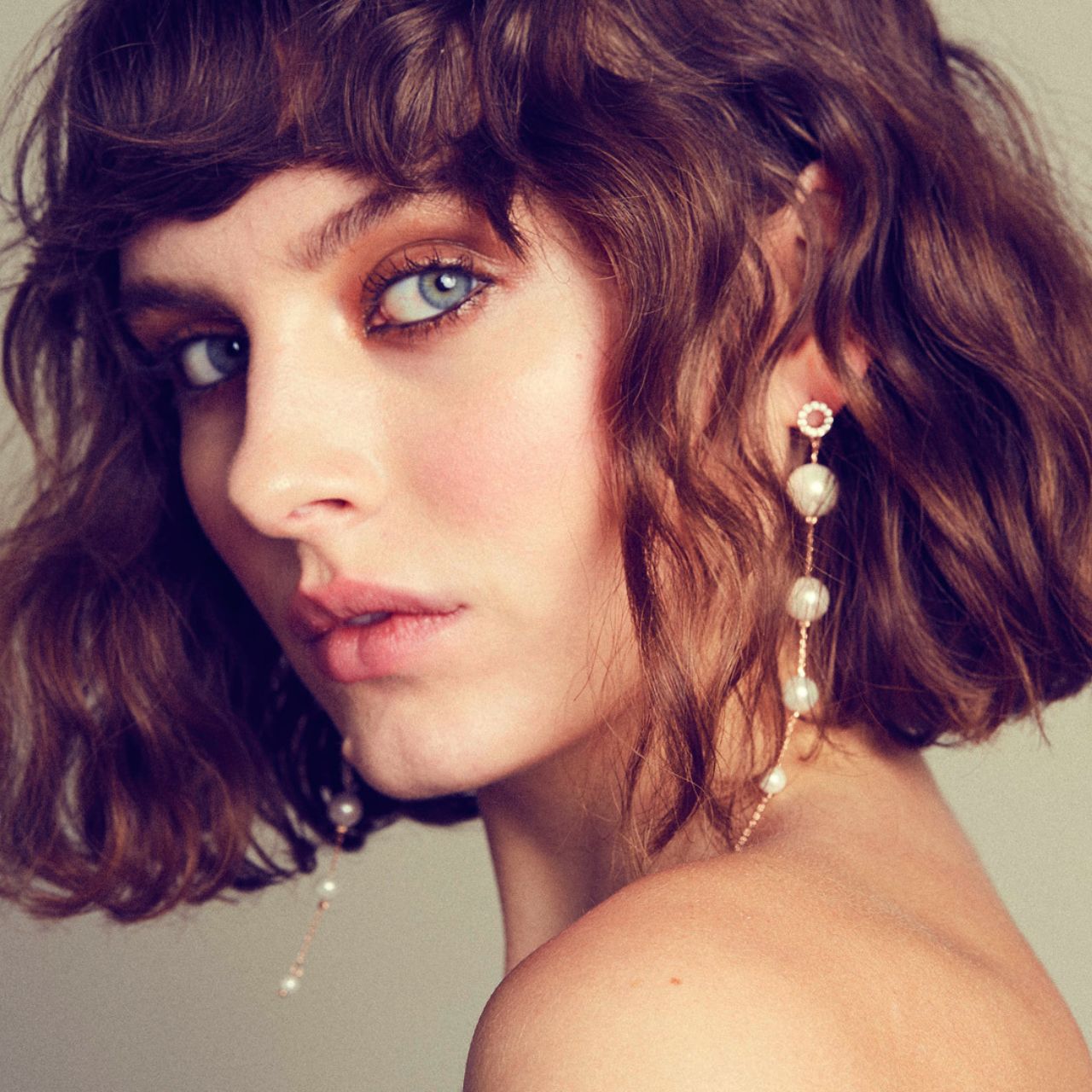Romi Dublin Rose Gold Drop Pearl Earrings  The classics are what draw us back time and time again and nothing is more classic than Pearls. We were inspired with this collection to bring a modern twist to a timeless classic.