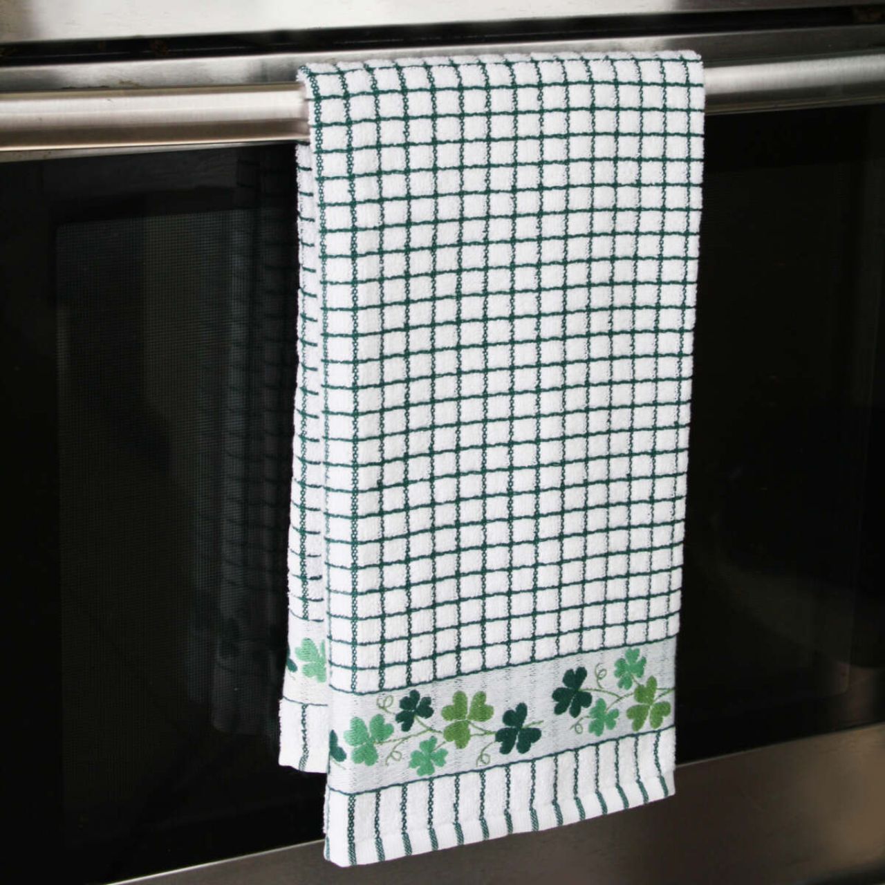 Our ultra-absorbent Shamrock Jacquard woven Poli-Dri tea towel was first developed over forty years ago. It leads in absorbency and has proven to be significantly softer than any of its competitors.