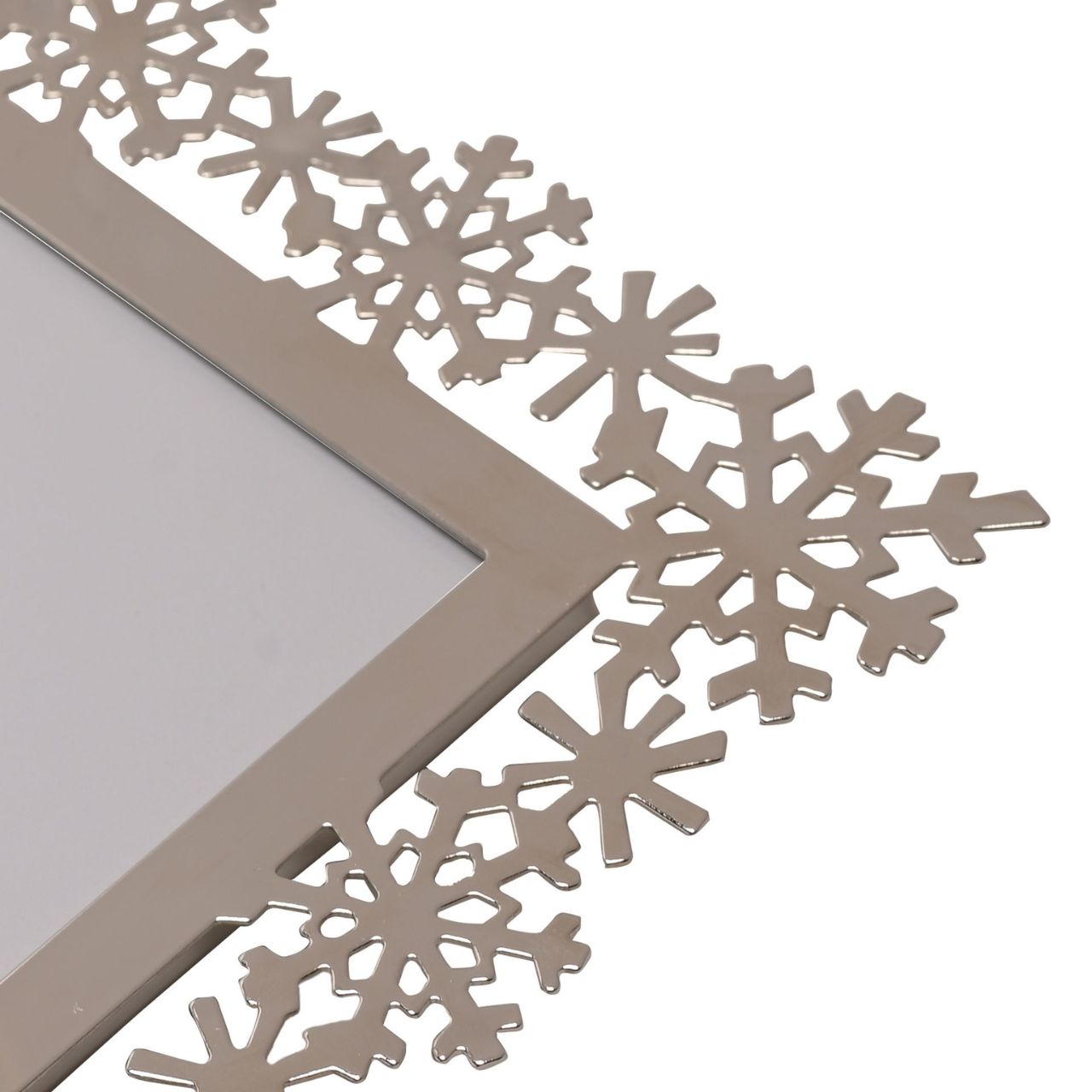 Silverplated Christmas Snowflake Photo Frame 4" x 6"  A silver plated snowflake photo frame.  This glistening frame provides a festive display for photographs of loved ones at Christmas time.