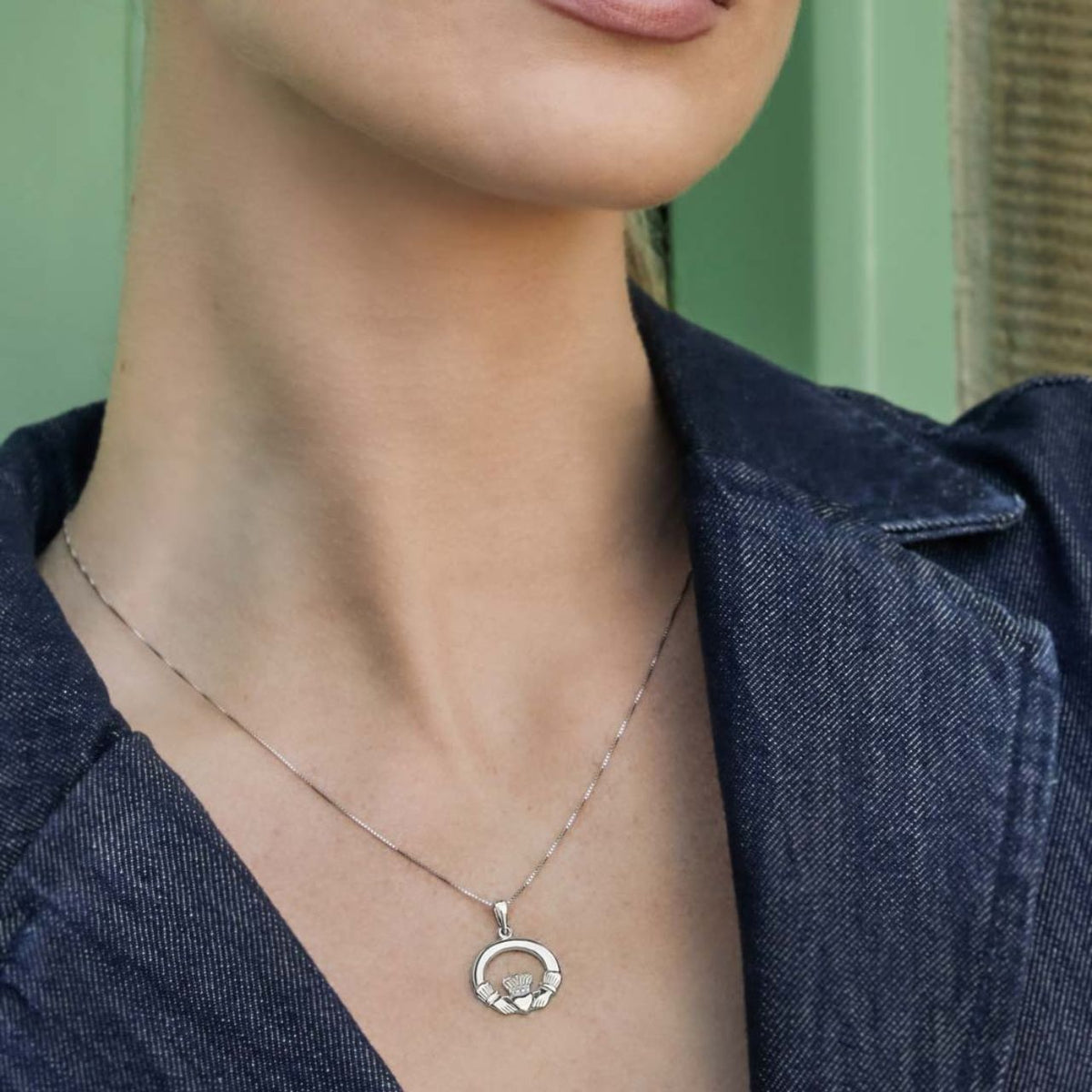 This traditional Claddagh necklace has been crafted in sterling silver metal. The Claddagh is a symbol of love, loyalty and friendship. Embrace Irish culture and heritage with this stunning Claddagh necklace.