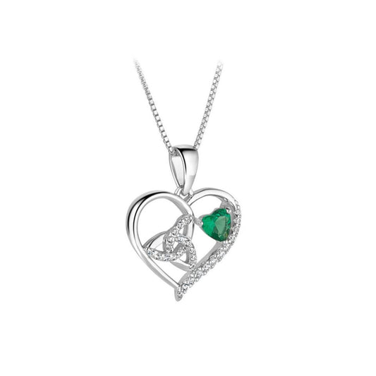 This stunning sterling silver heart necklace is the perfect way to say "I love you". It is featuring a cubic zirconia embellished Trinity Knot symbol, which signifies eternal life and everlasting love. The dazzling green cubic zirconia stone is an eye-catching addition that further represents the Emerald Isle.