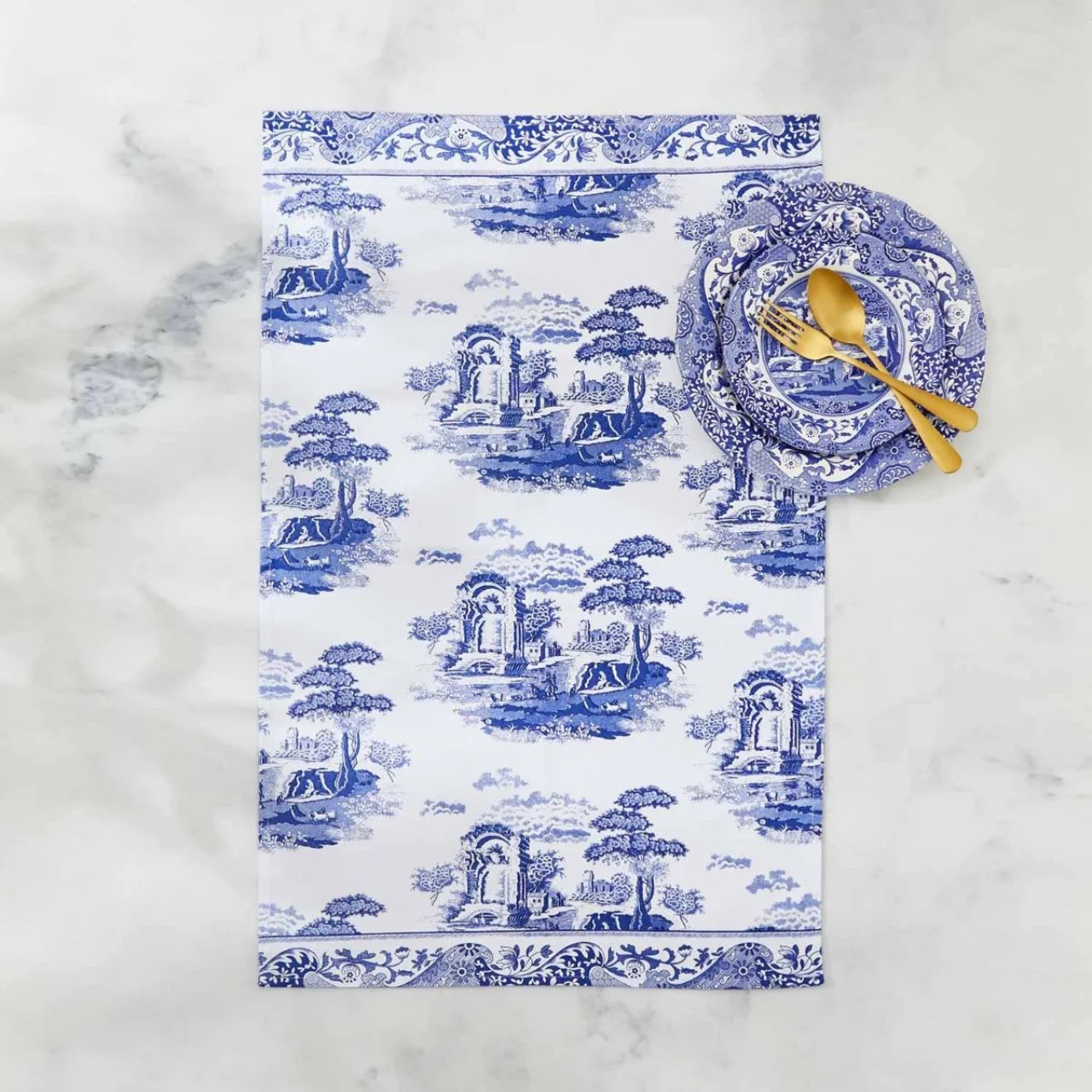 Bring the beautiful Blue Italian design to your essential kitchen textiles