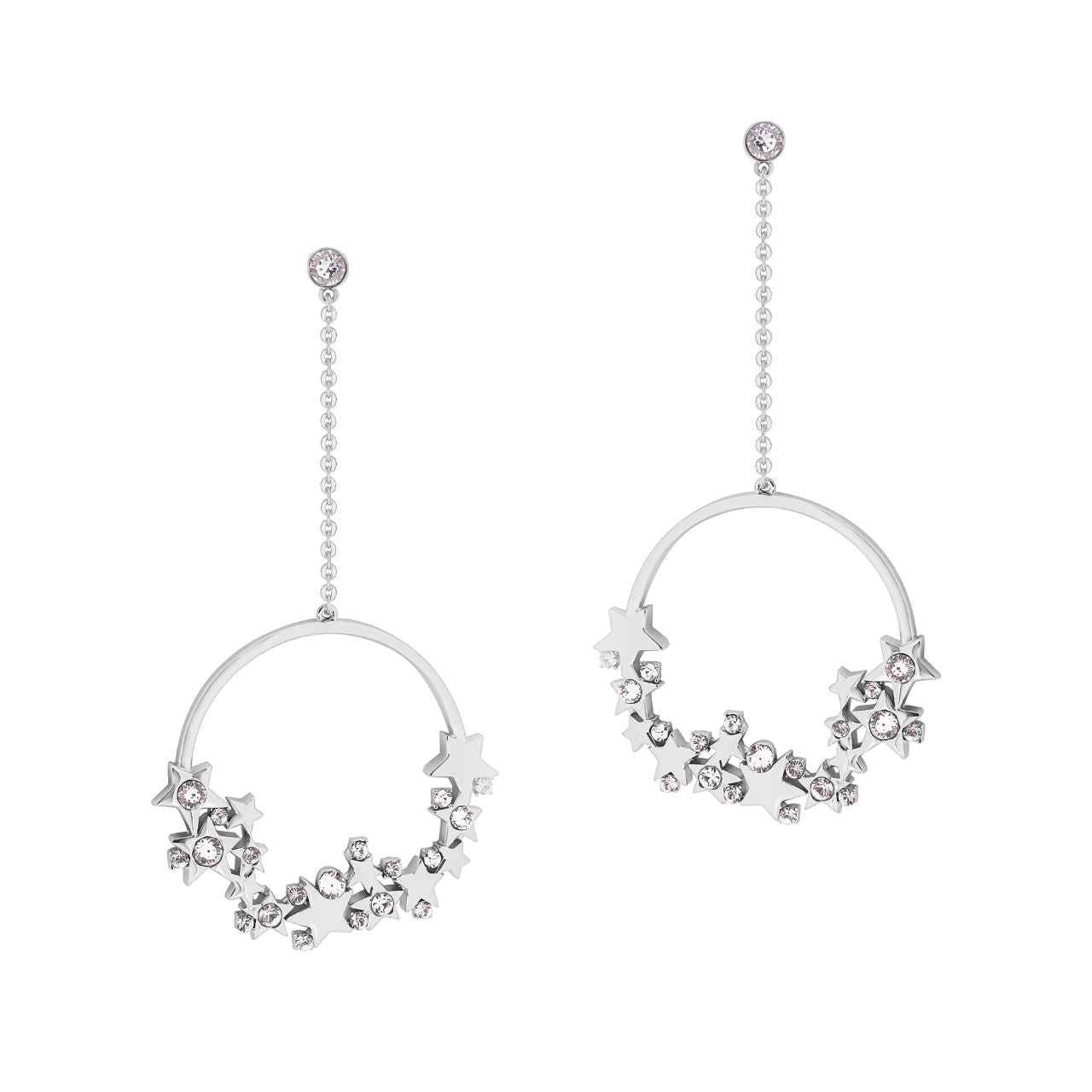 The Tipperary Star Cluster Earrings in silver are the perfect accessory to add a touch of elegance and shine to any outfit. With a unique star cluster design, these earrings are sure to catch the eye and make a statement. Stand out with these stunning earrings from Tipperary, a trusted name in fine jewellery.