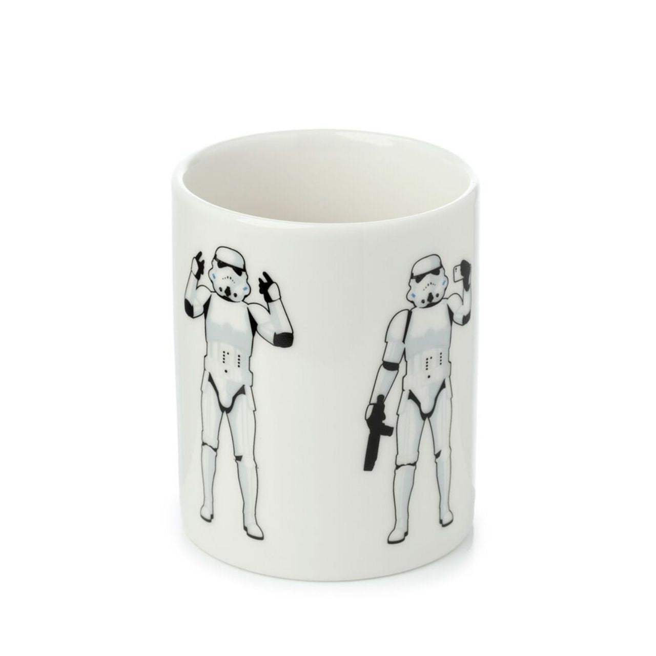 Crafted from high-quality white porcelain, The Original Stormtrooper Mug offers a sleek and durable design ideal for daily use. Its crisp white finish, inspired by iconic Stormtrooper armor, complements any kitchen or office setup.