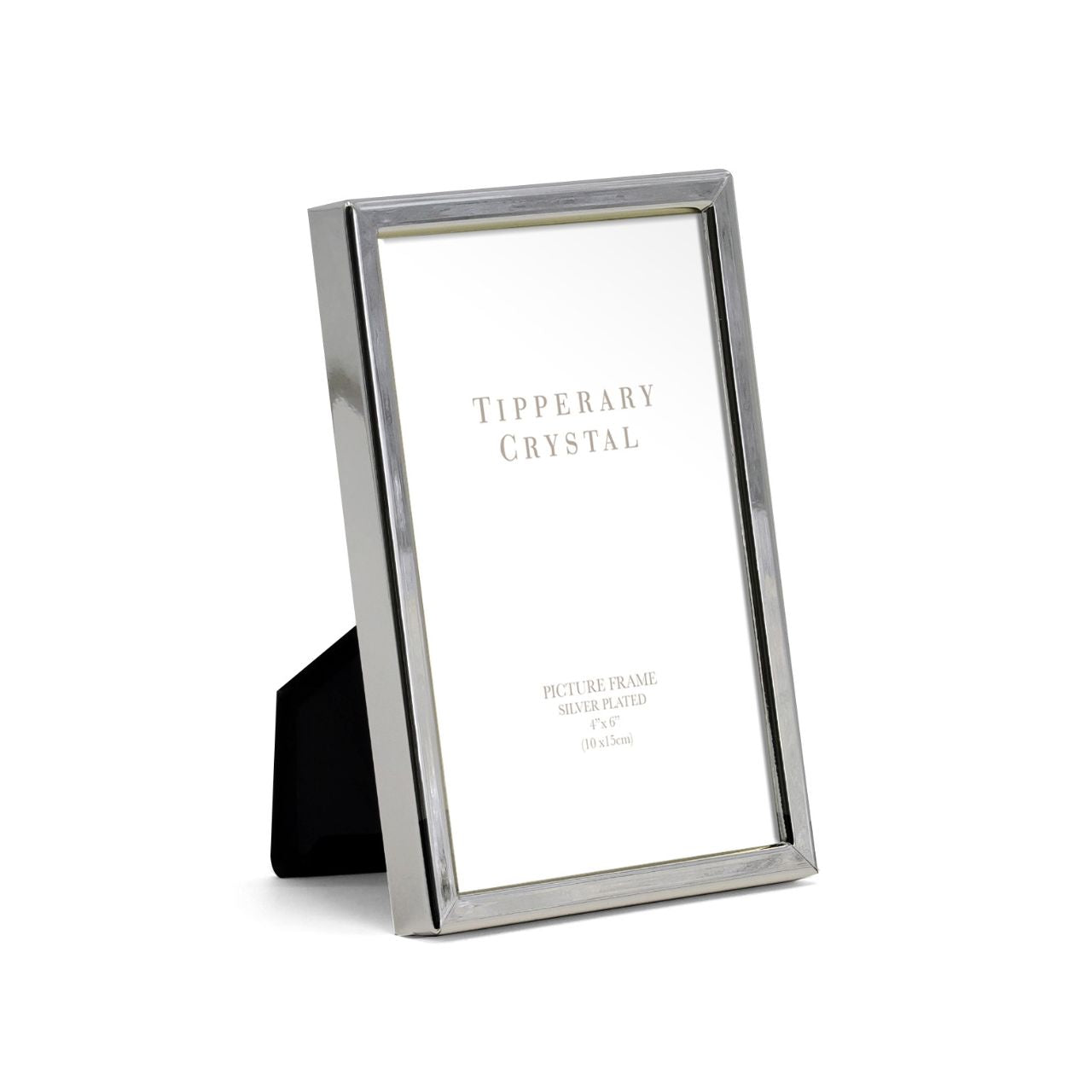 The Tipperary Aspect 4 x 6 Frame showcases a refined silver finish that complements any décor with subtle elegance. Designed to hold a 4" x 6" photograph, this frame offers a sleek profile and durable construction