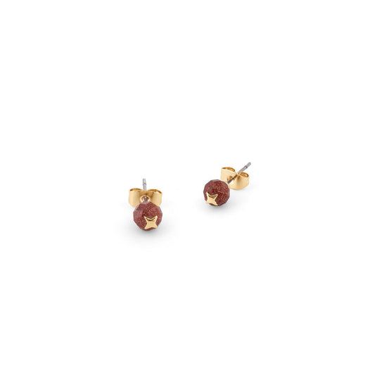 Discover timeless elegance with the Tipperary Bead Stud Earrings in Ruby. These exquisite earrings feature rich ruby tones that add a refined splash of colour to any outfit.