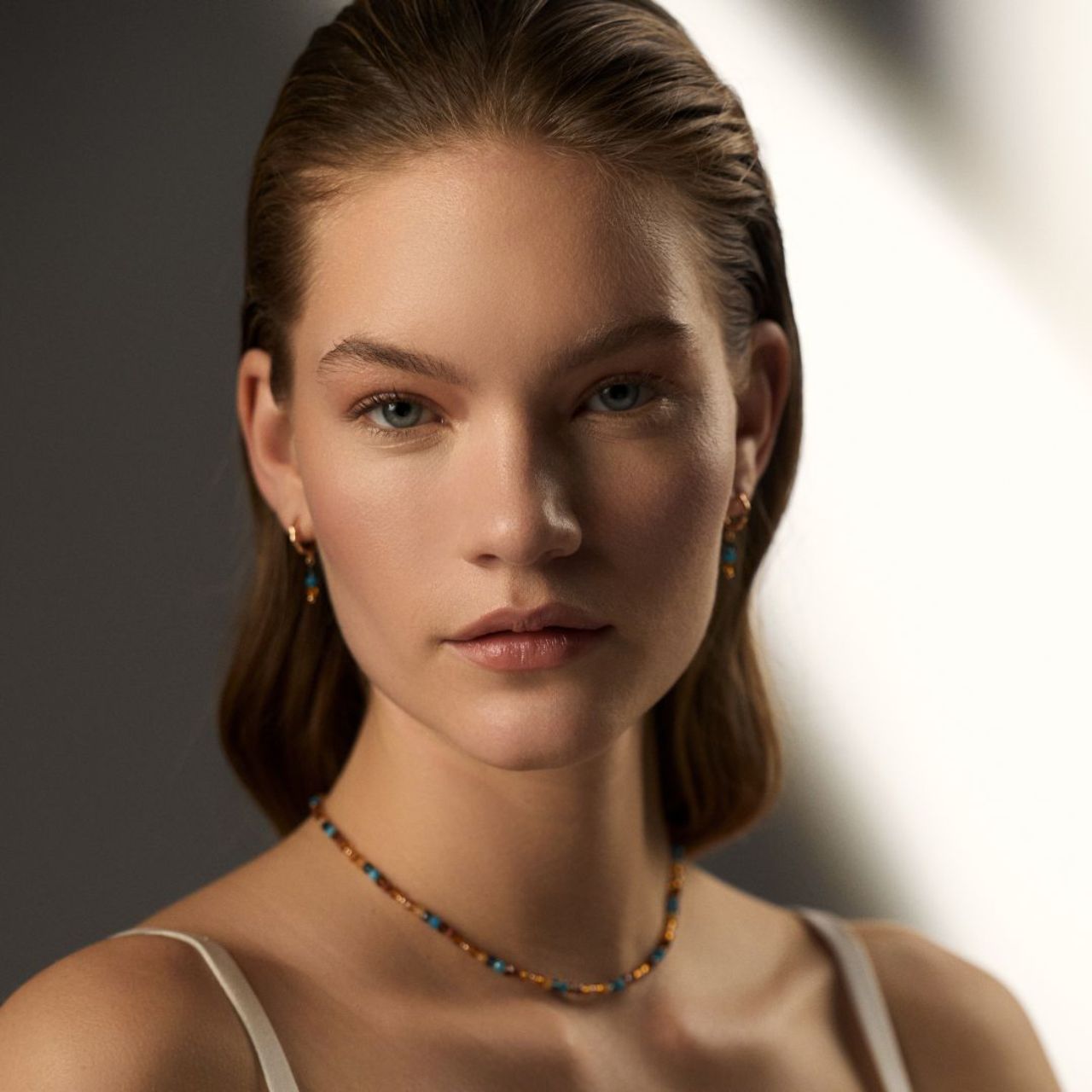 Elevate your style with the Tipperary Bougie Beads Turquoise Necklace, a refined accessory that blends vibrant turquoise beads with elegant design. Perfect for adding a touch of sophistication to any outfit, this necklace offers a timeless charm that complements both casual and formal looks.