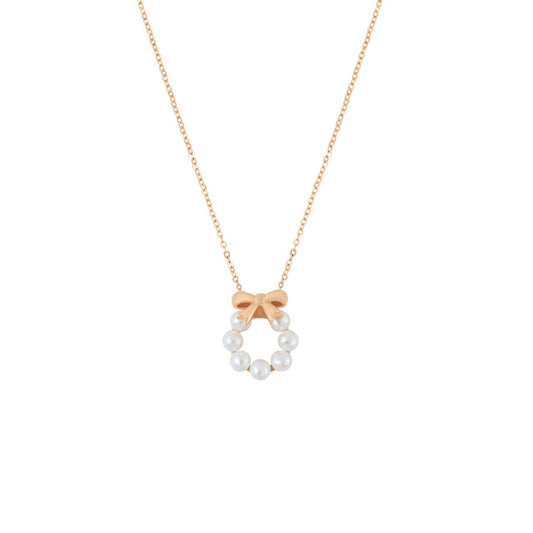Delicate yet powerful, the bow has long been a symbol of love, unity and effortless sophistication. Our Bow Collection celebrates this timeless motif with exquisite craftmanship and refined beauty.