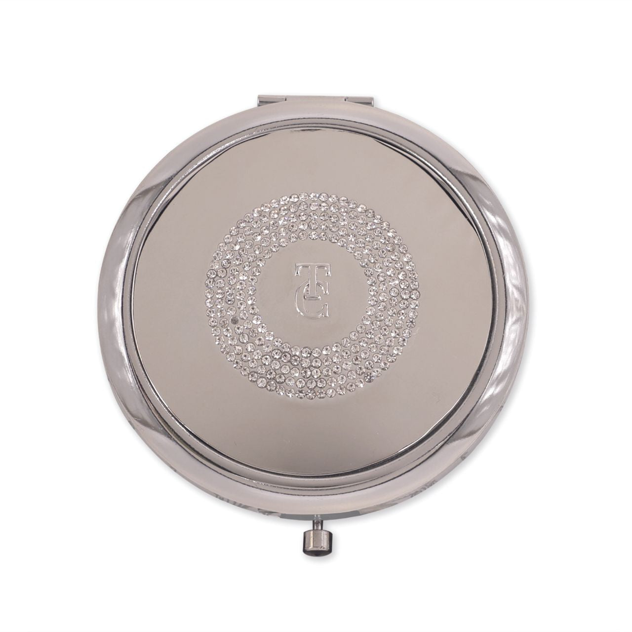 Compact Mirror by Tipperary Crystal Tipperary Crystal has created an elegant and reliable Compact Mirror. It offers durability and style that can’t be beaten. Its compact size ensures that you can easily fit it in your purse, keeping you prepared for any situation. Trust Tipperary to provide you with a perfect compact mirror.