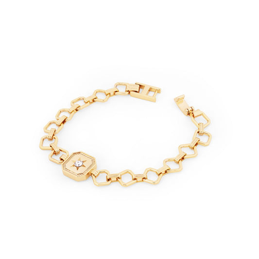 Upgrade your accessories with the elegant Tipperary Compass Star Bracelet in gold. Featuring a beautiful compass star design, this bracelet adds a touch of sophistication to any outfit. It's the perfect combination of style and durability. Elevate your look with this must-have piece.
