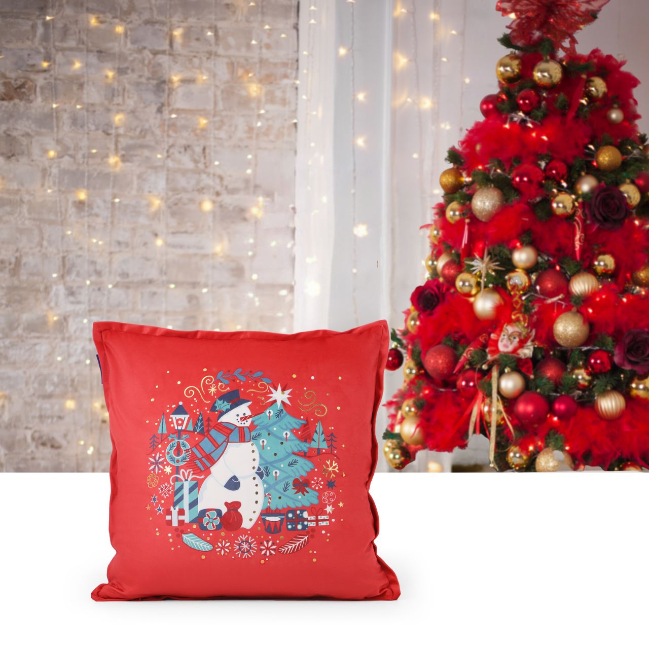 Christmas Cushion - Snowman by Tipperary Crystal  Gather your loved ones for a holiday celebration to remember. We just Love Christmas! The festive season, the giving of gifts, creating memories and being together with family and loved ones.