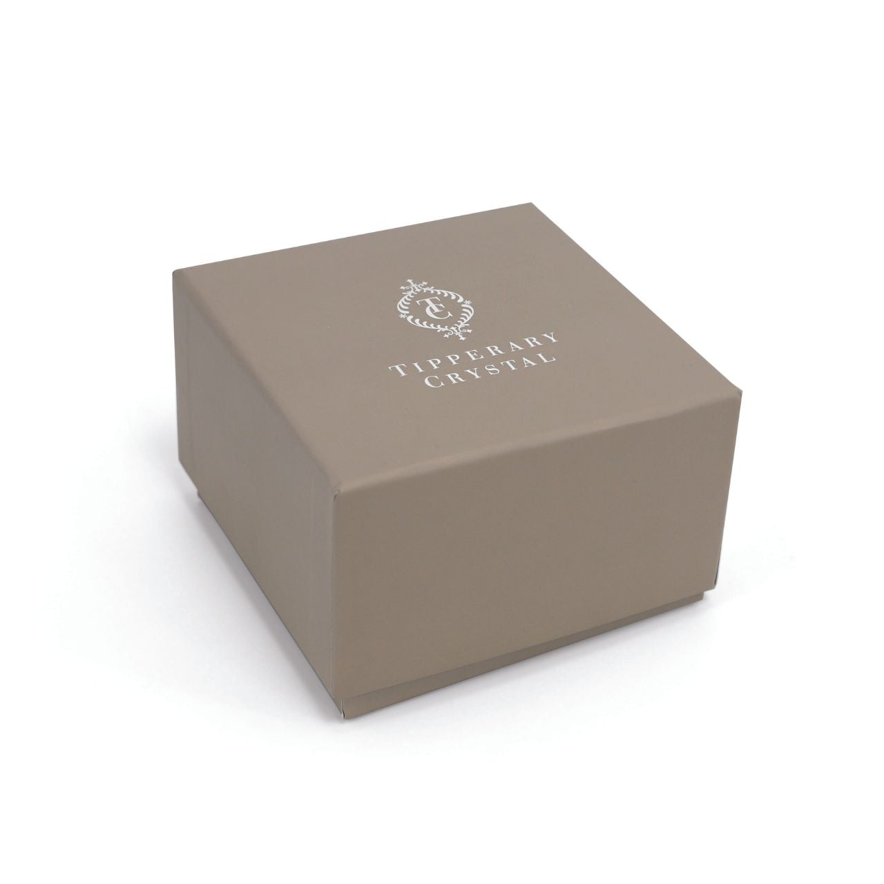 Compact Mirror by Tipperary Crystal Tipperary Crystal has created an elegant and reliable Compact Mirror. It offers durability and style that can’t be beaten. Its compact size ensures that you can easily fit it in your purse, keeping you prepared for any situation. Trust Tipperary to provide you with a perfect compact mirror.