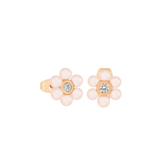 Elevate your elegance with these Tipperary Daisy Pink Pearl Stud Earrings. Crafted in gold and featuring delicate 1cm pearls, these studs blend timeless design with subtle charm. Perfect for adding a refined touch to any ensemble,