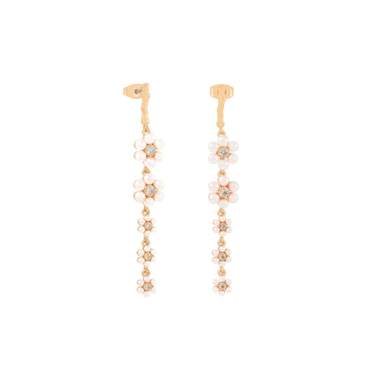 Delicate and graceful, the Daisy Pink Pearl Drop Earrings are a romantic statement piece from the Daisy Collection. Inspired by the natural charm of blooming flowers, they bring a soft, feminine elegance to your look.