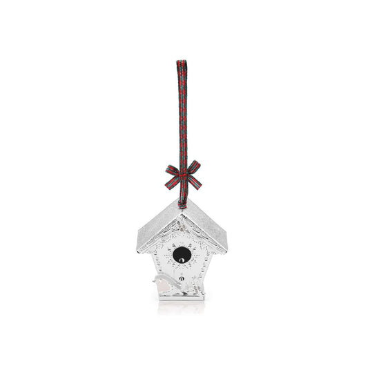 The Tipperary Heirloom Christmas Decoration - Robin Birdbox offers a refined seasonal charm with its delicate design. Crafted to evoke a warm, festive spirit, this elegant piece makes a timeless addition to your holiday décor, creating an inviting atmosphere for years to come.