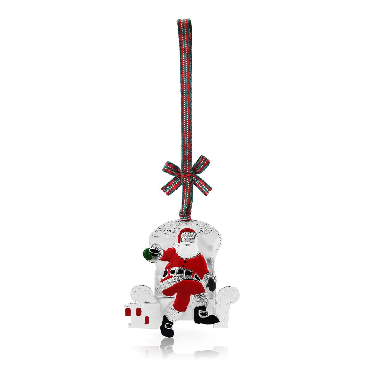 The Tipperary Heirloom Christmas Decoration - Santa's Chair offers a timeless accent for your festive décor. Crafted with meticulous attention to detail, this exquisite ornament captures the warmth and charm of holiday tradition.
