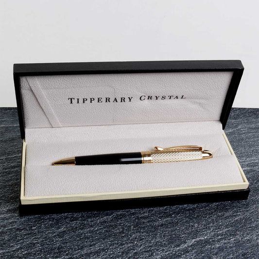 Tipperary James Joyce Gold Pen  A perfect balance of streamlined style, classic proportions and elegant finishes.  - Centre weighted and balanced for effortless writing.