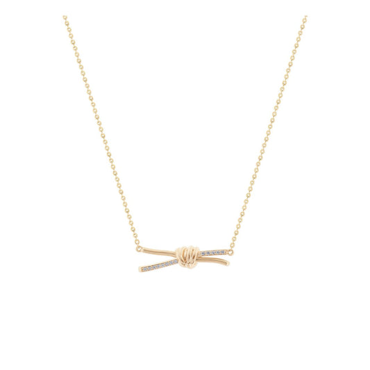 Celebrate the timeless beauty of heritage with this stunning Tipperary Love Knot pendant.