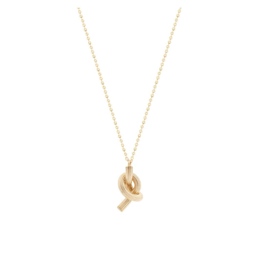 The Tipperary Love Knot pendant captures the timeless symbolism of tradition in gleaming gold.