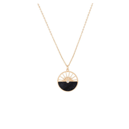 Capture the warmth of dawn with this stunning Soleil Sunrise Gold Pendant from Tipperary. Crafted with precision, this elegant piece features a radiant sunburst design that symbolises new beginnings and hope.