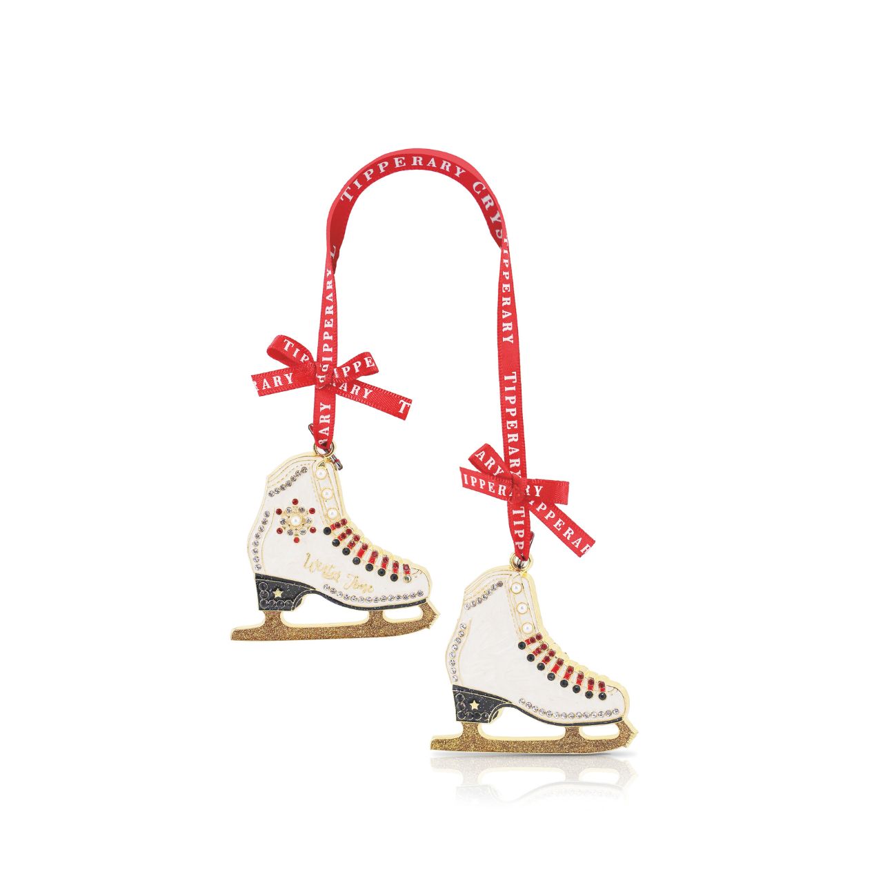 Elevate your holiday décor with the Tipperary Sparkle Ice Skates Christmas Decoration. Crafted with fine attention to detail, this elegant ornament captures the nostalgic charm of classic ice skates adorned with shimmering accents.