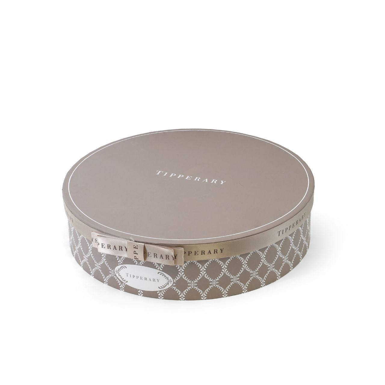 Elevate your kitchenware with the Tipperary Star Flowers Set of 6 Mugs, expertly crafted for both style and durability. Each mug features a charming star flower design, adding a touch of elegance to your daily coffee or tea ritual.