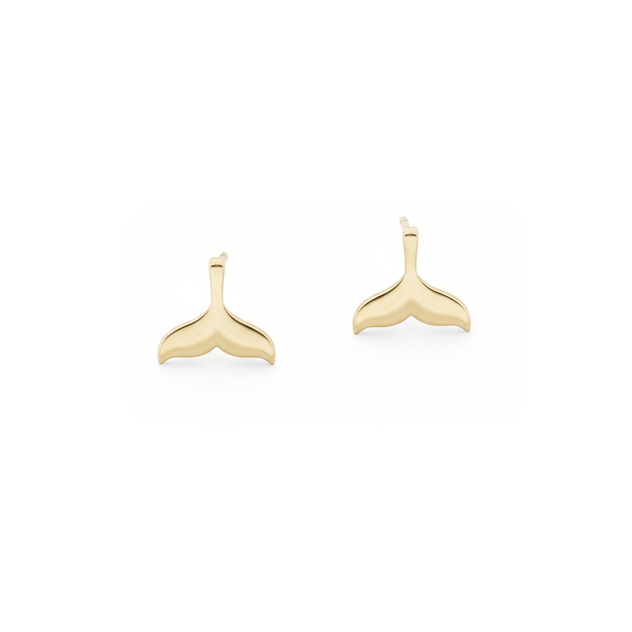 Dive into elegance with these charming whale tail stud earrings from Tipperary. Crafted in gleaming gold, these delicate studs capture the grace of ocean life with their distinctive whale tail design.