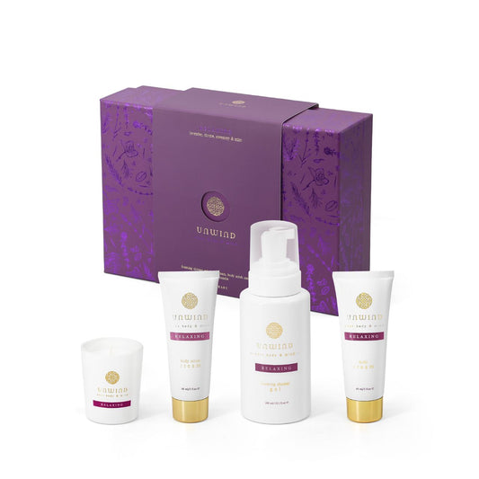 Experience the calming power of lavender-infused essence, gently transporting you to serene fields of aromatic blooms. Elevate your self-care ritual with this luxurious set featuring a foaming body gel, exfoliating body scrub, nourishing body cream, and a calming candle - designed to soothe your senses and provide a peaceful escape from the demands of the day.