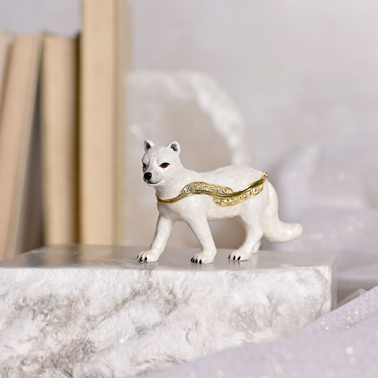 treasured-trinkets-arctic-fox
