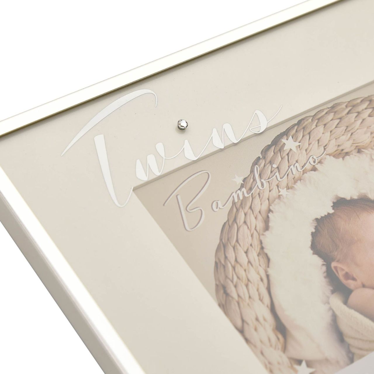Twins Silver Plated Photo Frame - 6" x 4"  A silver plated Twins photo frame.  This affectionately personalised frame is a heart-warming gift for the parents of new born twins.