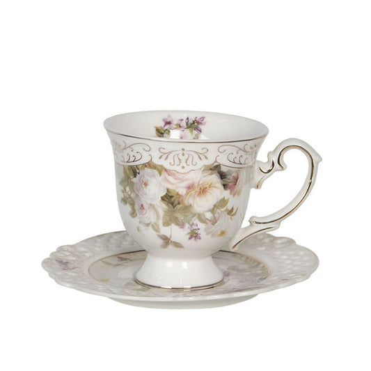 Made from high-quality ceramic, this cup and saucer set offers durability and is resistant to daily use. The refined design with a floral print and subtle gold accents makes this set a true eyecatcher on your table.