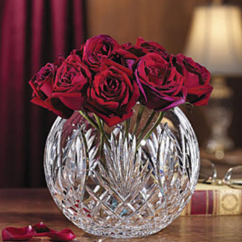 Sullivan Rose Bowl by Waterford  This Waterford Crystal Sullivan Rose Bowl is an exquisite accent to your decór  In celebration of Waterford's Artisan's Events, Waterford craftsmen dedicate themselves to the creation of one superbly crafted piece.