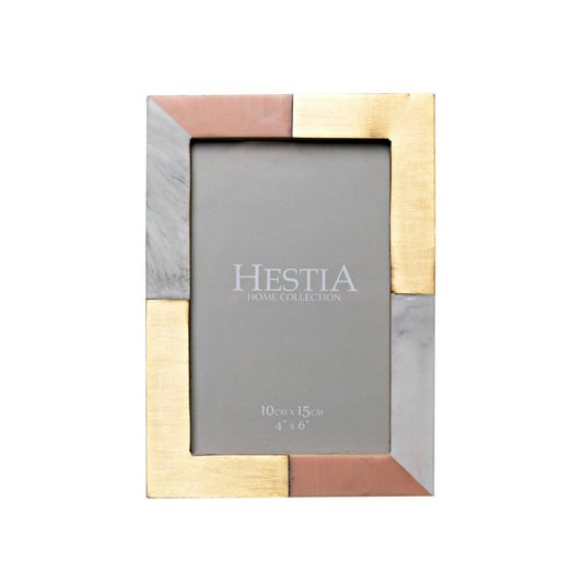 A beautifully unique photo frame combining three colours in one enhanced with brass inlays from the HESTIA® Refined Glamour Collection. A perfect fusion of Art Deco radiance and that signature HESTIA® elegance.