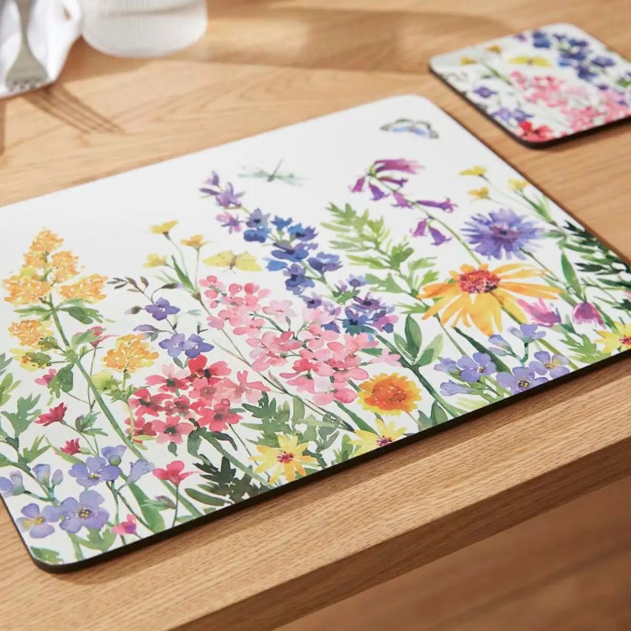 Dazzle guests with this colourful yet carefully crafted set of wildflower placemats