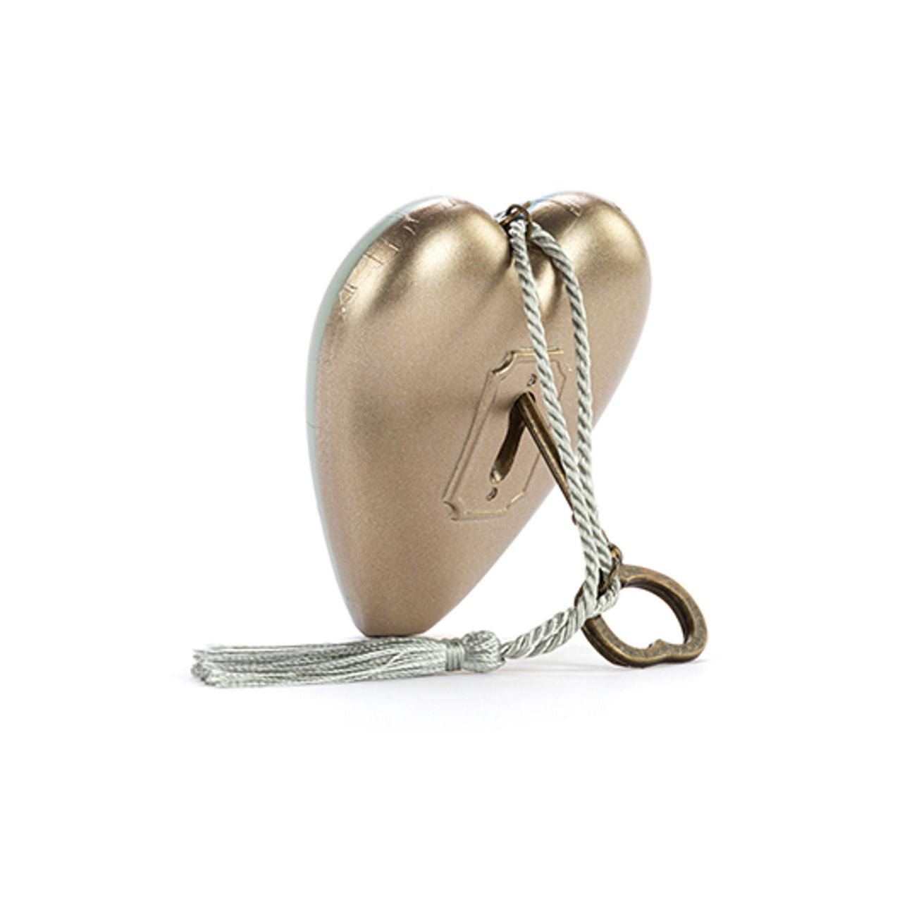 The Demdaco Winnie the Pooh Dreams Art Heart features a charming illustration of the beloved bear with an uplifting message, making it an ideal gift to inspire friends and loved ones to follow their dreams.