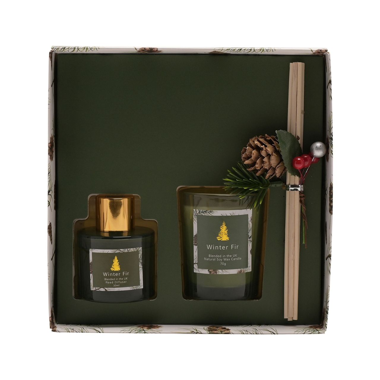 This alluring set emits its Winter Fir fragrance for hours on end throughout the Christmas period.