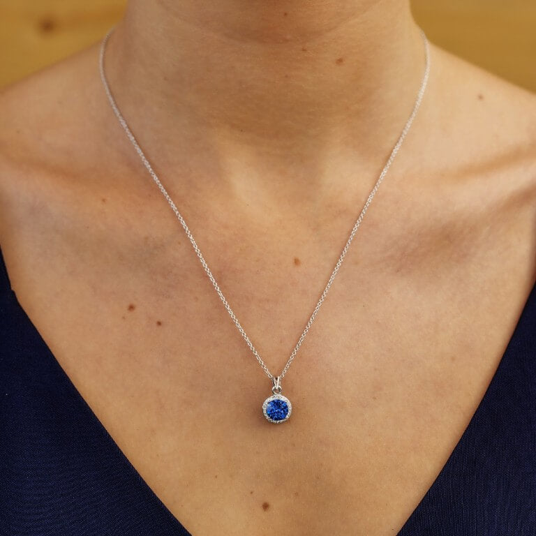 Swarovski Halo Saphire Necklace