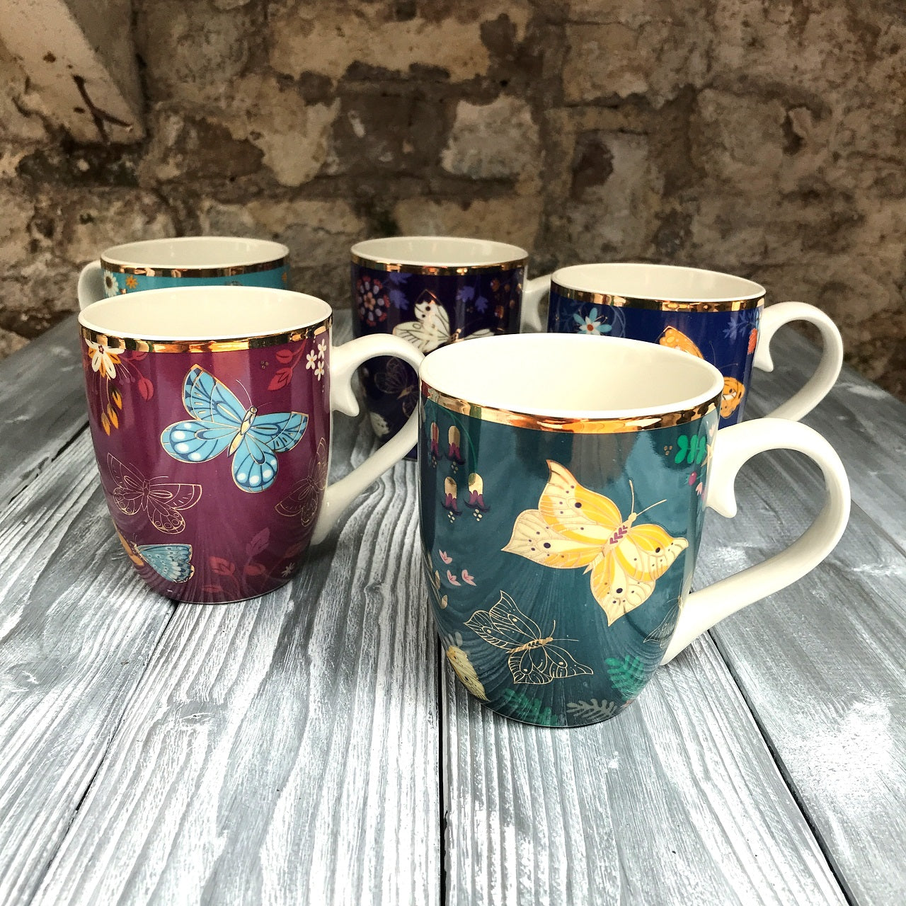 Tipperary Crystal Butterfly Set of 6 Mug Hatbox  Drawing inspiration from urban garden, the Tipperary Crystal Butterfly collection transforms an icon into something modern and unexpected. Playful and elegant, this collection draws from the inherent beauty of the butterfly.