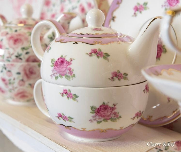 Clayre & Eef Country Style Porcelain Tea for One  White & Pink Porcelain Round Teapot Set Tea Set