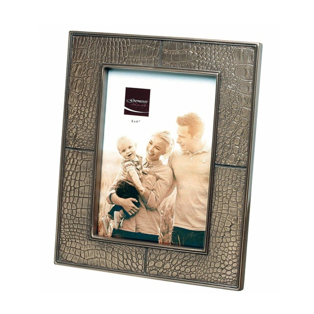Genesis Classic Frame 4 x 6"  Alligator skin effect frame with matching clock in the range.