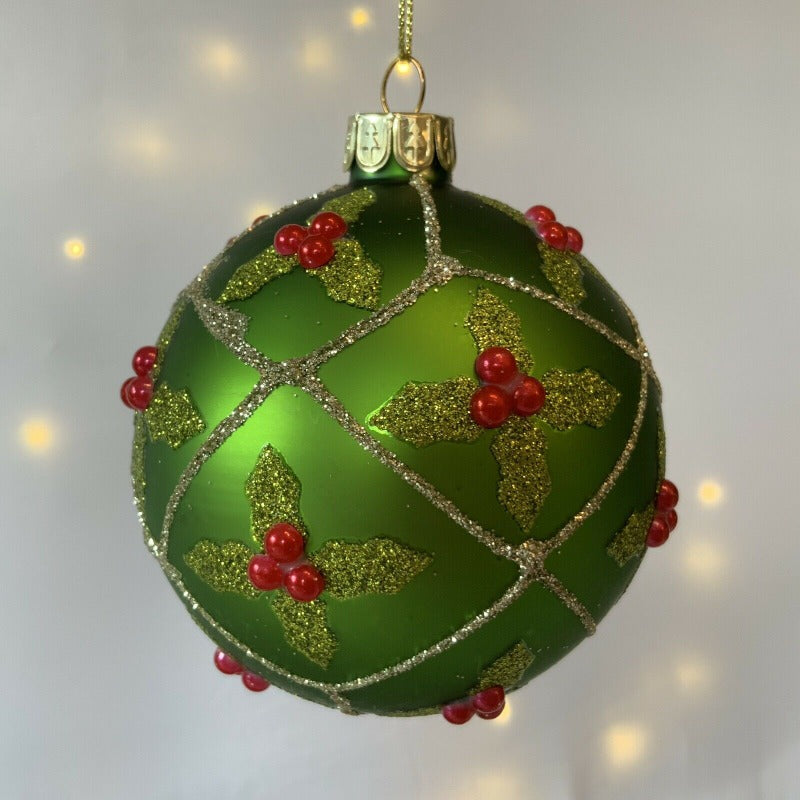 Gisela Graham Matt Green Ball w Holly Trellis  This beautifully festive bauble from Gisela Graham is the perfect way to add a touch of glitter to your tree this Christmas