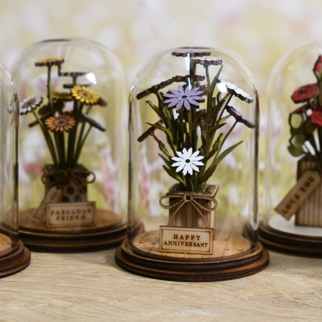 Happy Anniversary Flower Figurine  Celebrate an anniversary with this beautiful floral gift. 